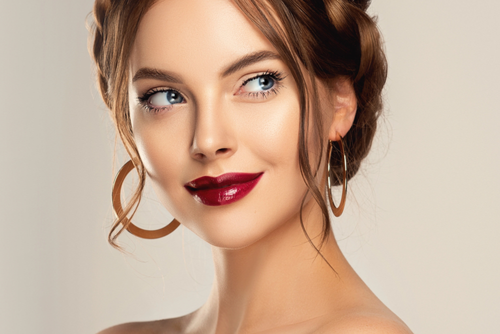 6 Wholesale Fashion Earrings To Keep Your Store Trendy