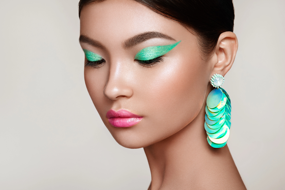 7 Wholesale Thread Earrings To Boost Retail Profits