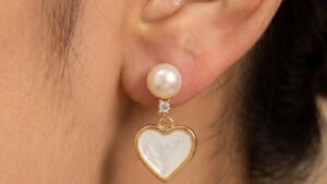 Wholesale Acrylic Earrings To Brighten Your Jewelry Displays