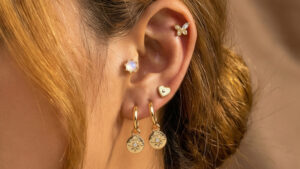 Should You Buy Stainless Steel Earrings Wholesale for Your Store?