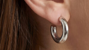 Wholesale Silver Earrings: Trends and Tips Every Retailer Should Know