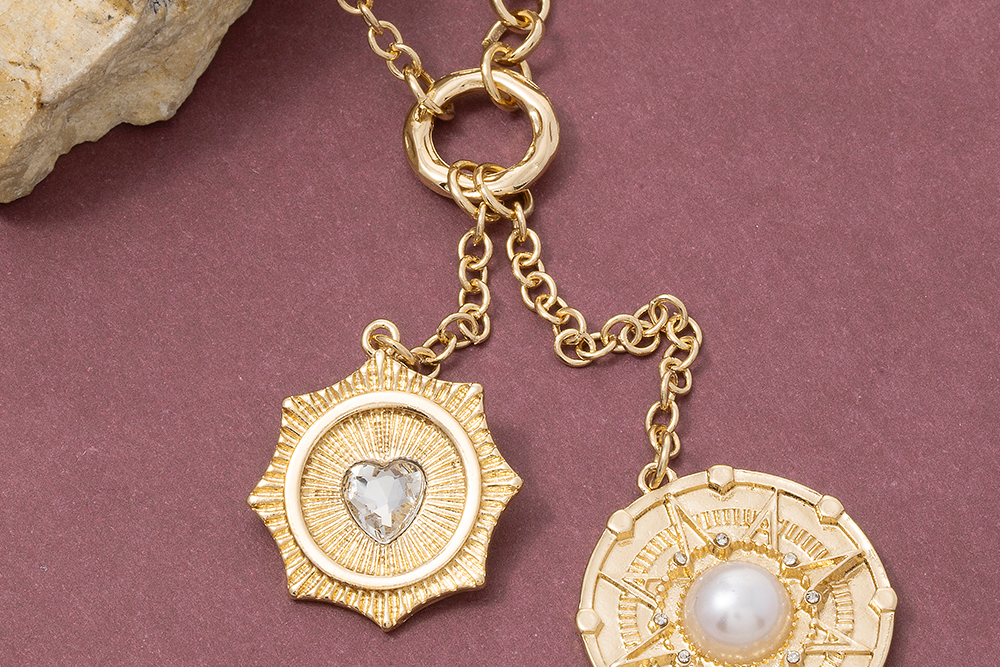 How To Price A Necklace For Profit Without Losing Buyers