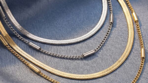 The Best Minimalist Necklaces For Modern Buyers