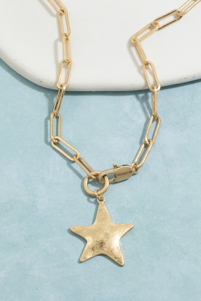 Hammered Star Pendant Paperclip Chain Necklace