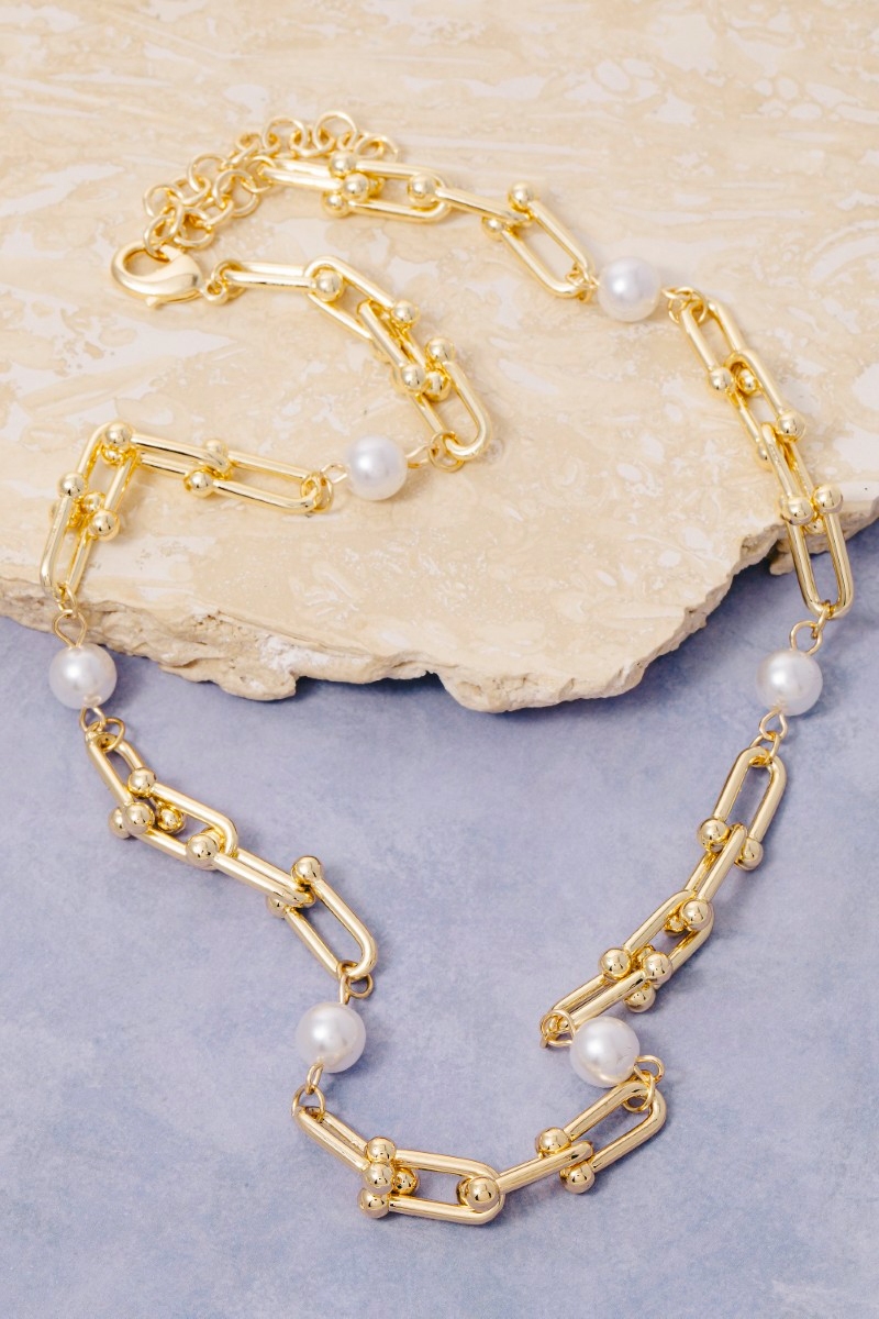 Pearl Station U Chain Link Necklace