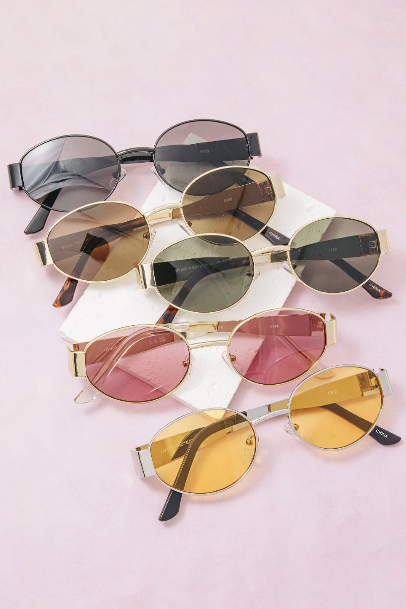 Thin Metal Oval Frame Sunglasses Set