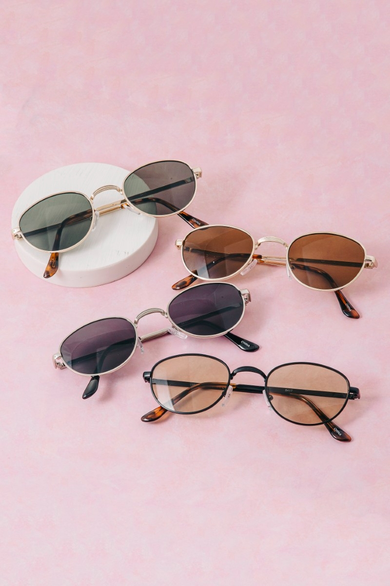 Classic Oval Metal Frame Sunglasses