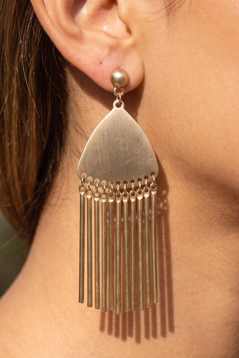 Smooth Triangle Plate With Rod Fringe Earrings