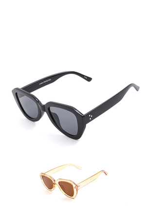 Bulky Tortoise Sunglasses