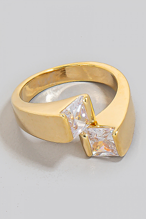 Square Rhinestone Open Twist Ring