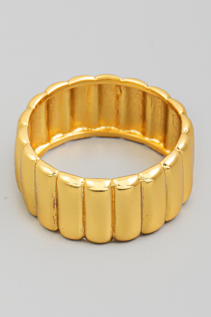 Metallic Wide Ribbed Fashion Ring