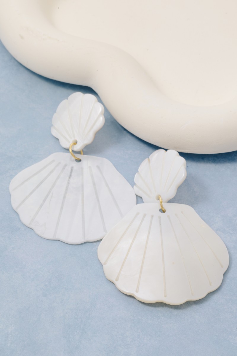 Mother Of Pearl Clam Shell Dangle Earrings