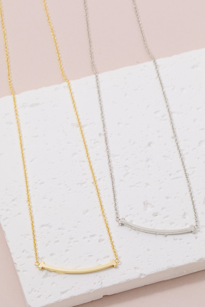 Gold Dipped Curved Bar Pendant Necklace