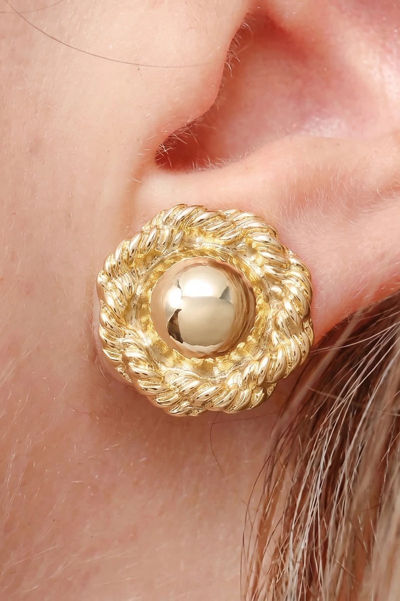 Dome Stud With Rope Border Earrings