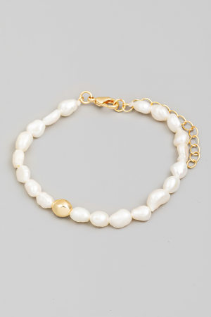 Pearly Beaded Bracelet