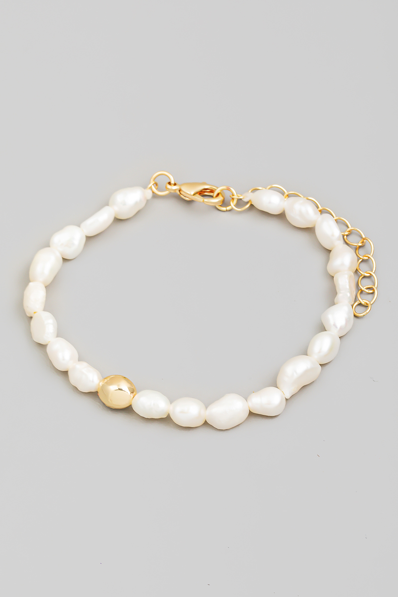 Pearly Beaded Bracelet