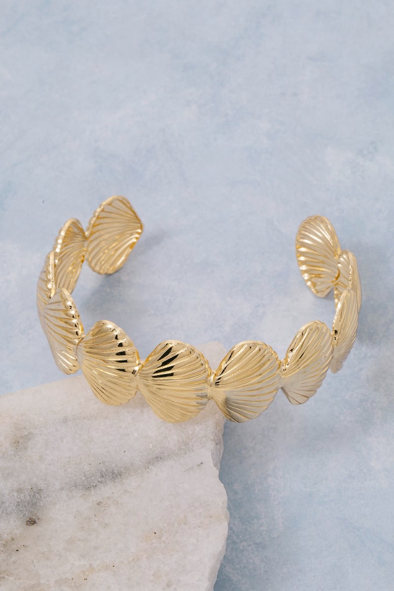 Metallic Sea Life Seashell Link Cuff Bracelet
