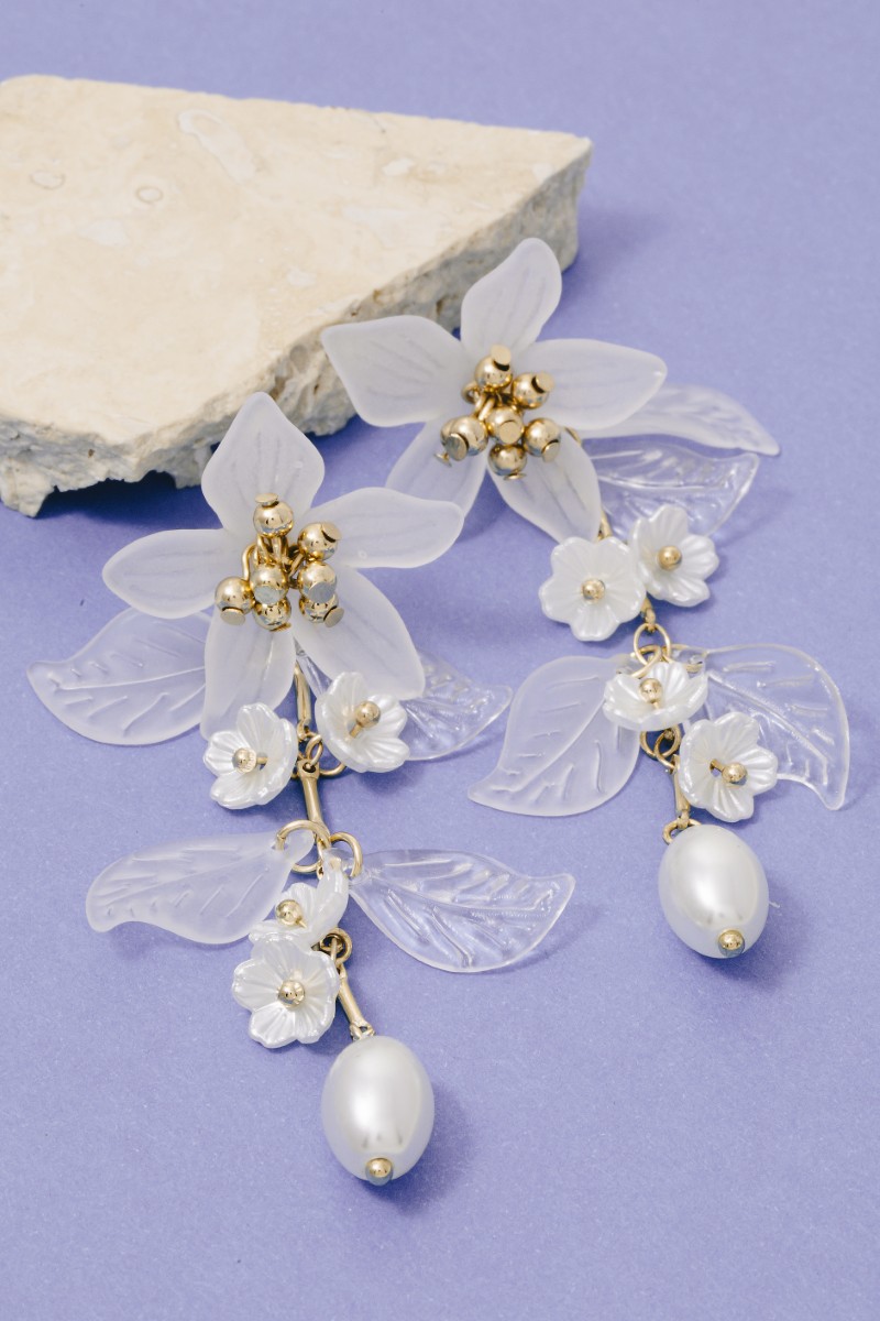 Flower And Pearls Long Chain Dangle Earrings