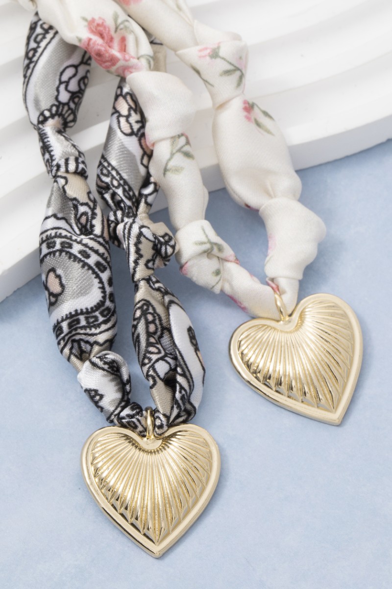 Textured Heart Pendant Knotted Bandana Necklace