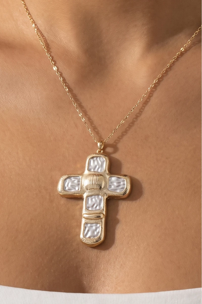 Square Pearl Inlay Cross Pendant Necklace