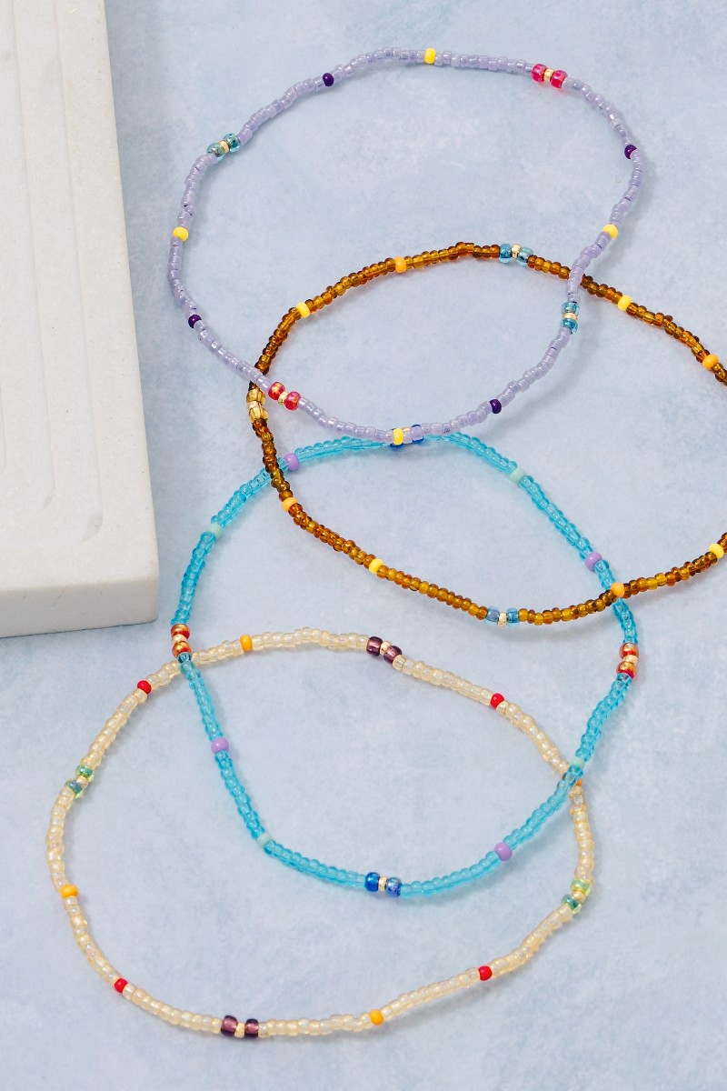 Dainty Glass Beaded Bracelet