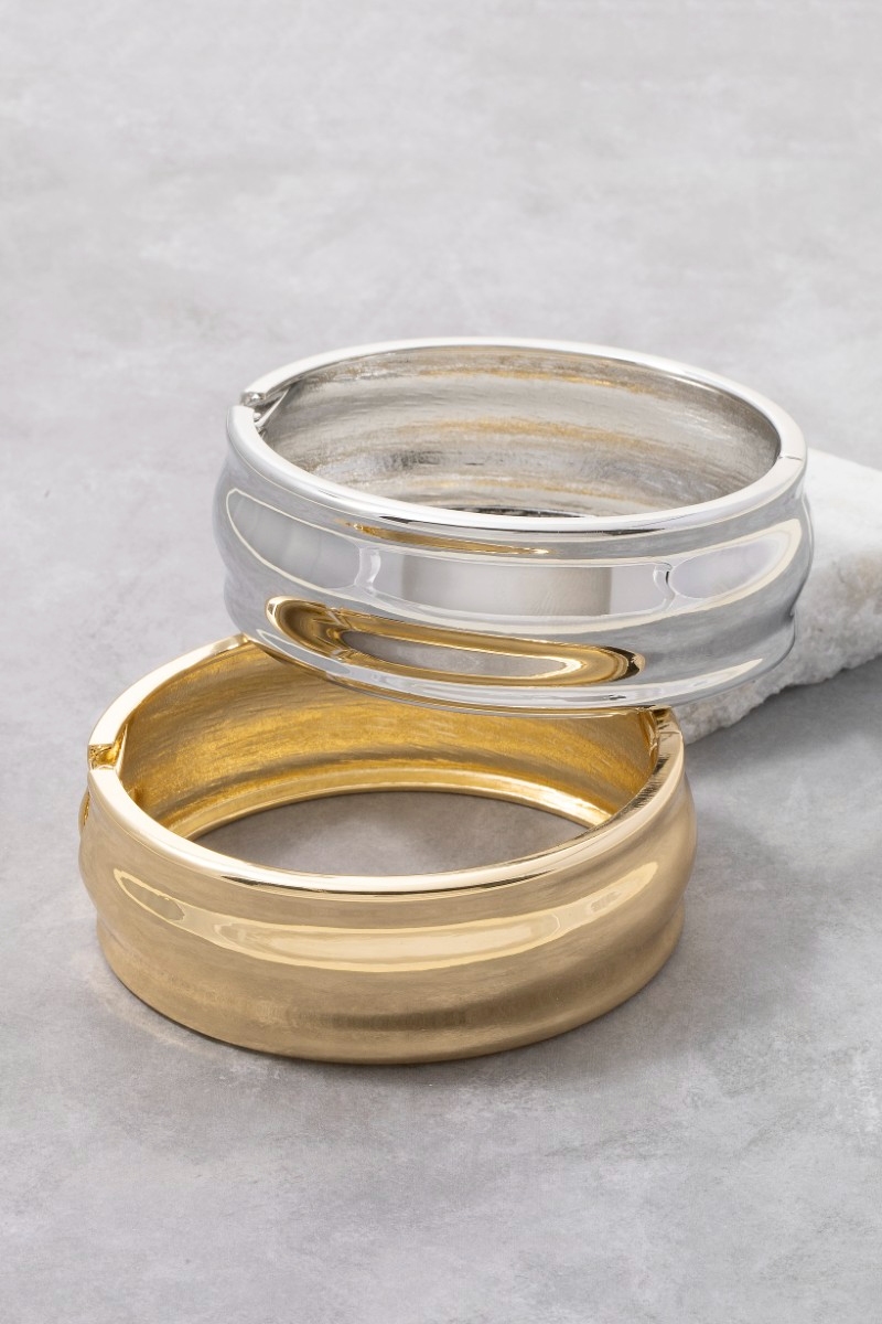 Gold Dipped Wide Ripple Hinge Bangle Bracelet