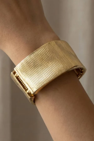 Gold Dipped Ridged Irregular Hinge Bangle Bracelet