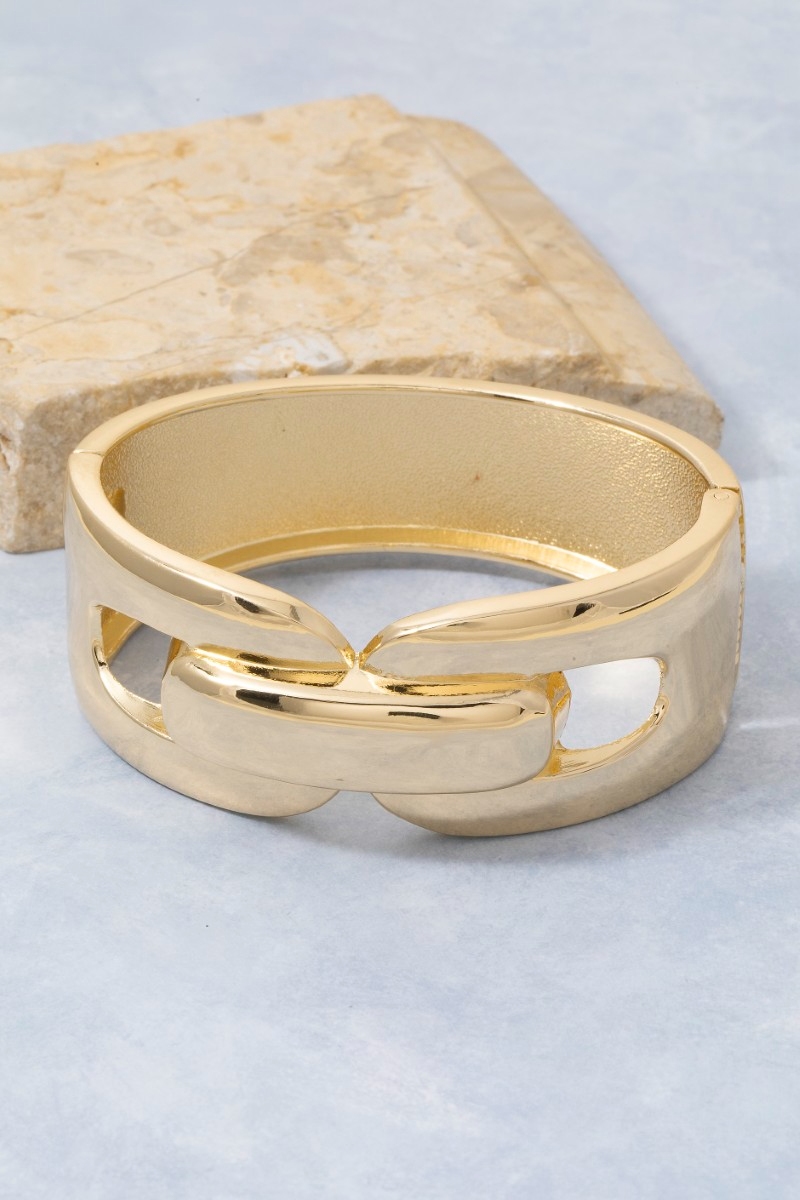 Wide Chain-Link Cutout Hinged Bangle Bracelet