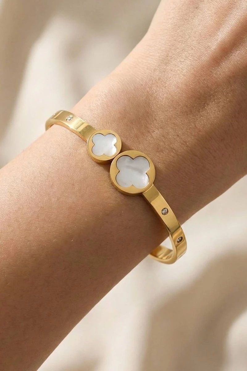 Stainless Steel Pearl Clover Ends Hinge Bangle Bracelet