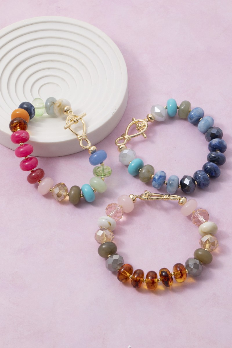 Mixed Faceted And Marble Resin Disc Beaded Toggle Bracelet