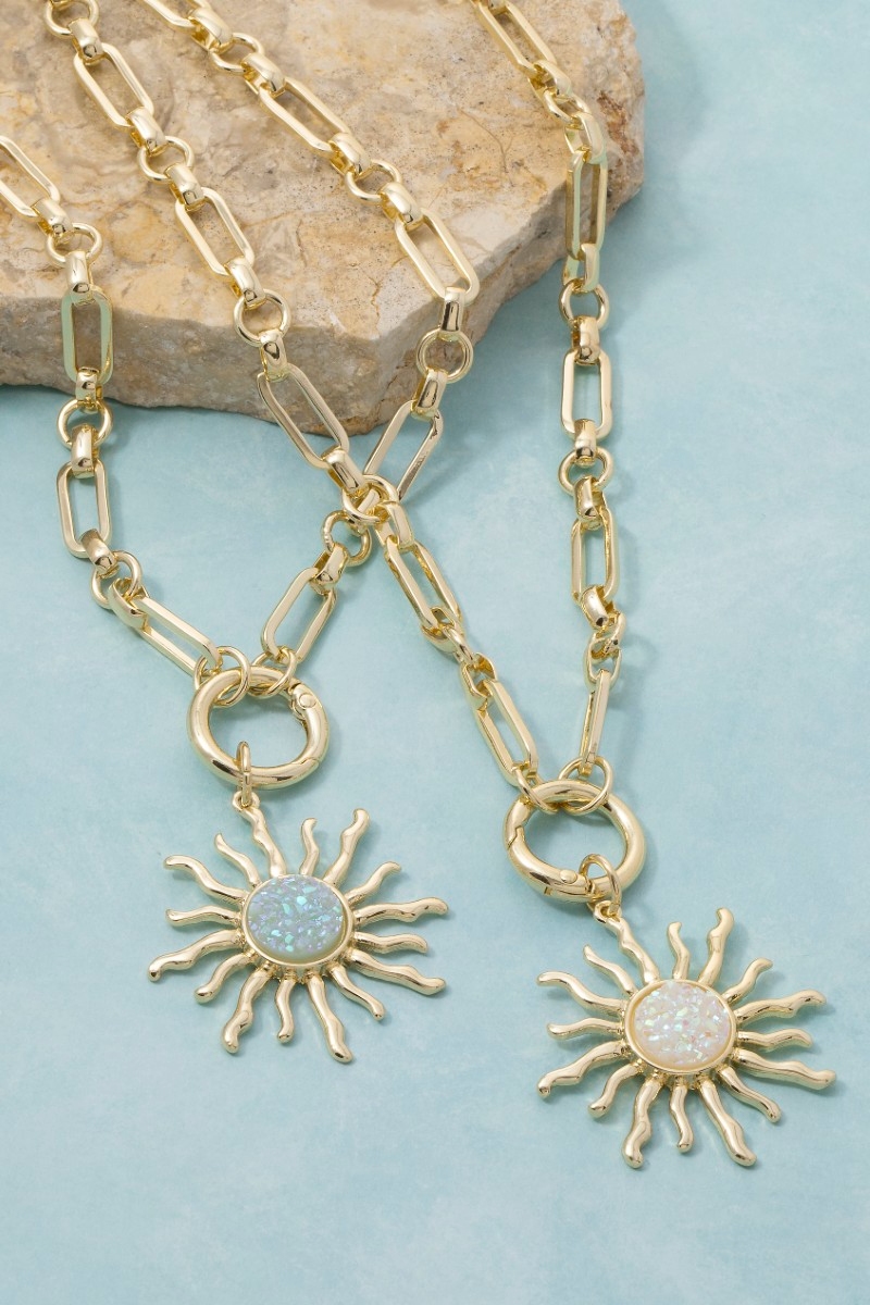 Glitter Resin Sun Pendant Chain Necklace