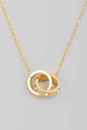 Interlinked Rings Pendant Necklace