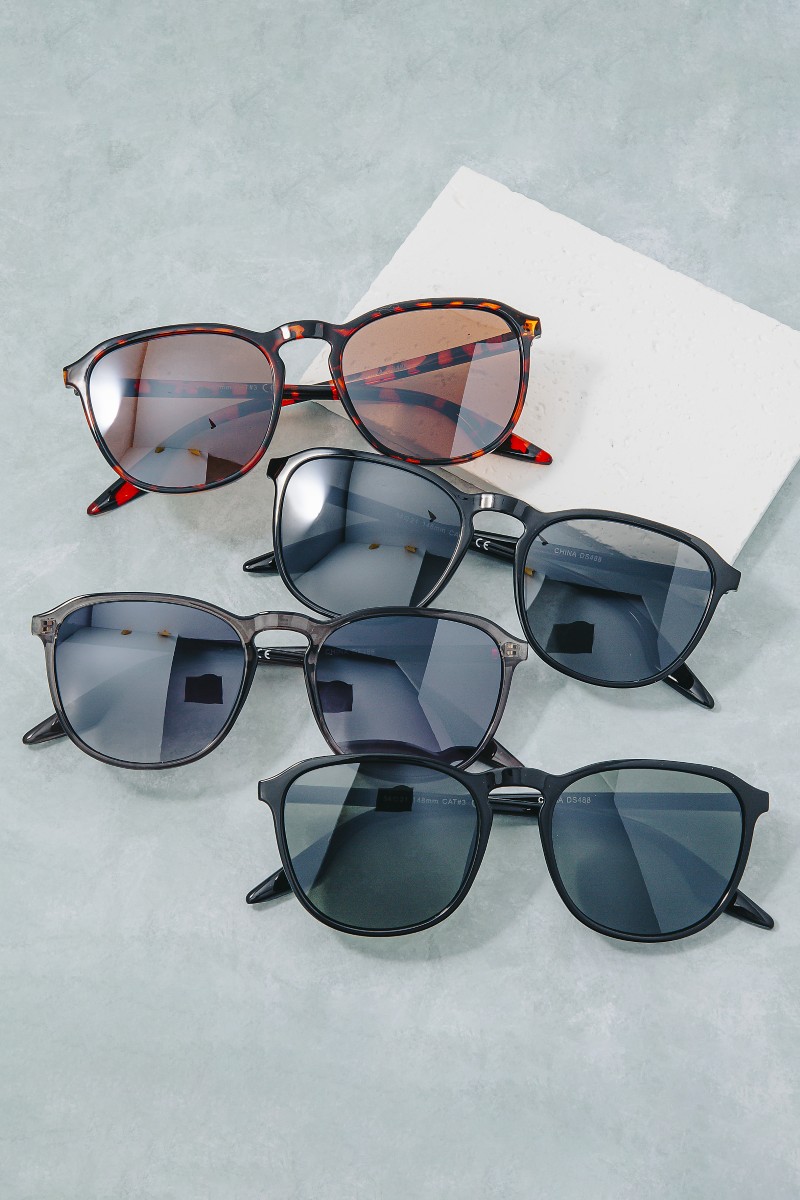 Simple Large Lens Sunglasses Set