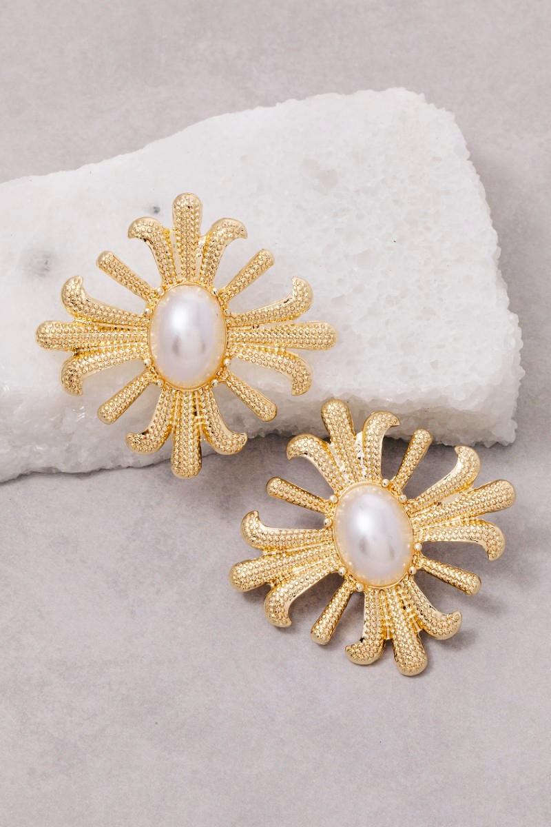 Textured Metallic Oval Center Pearl Stud Earrings