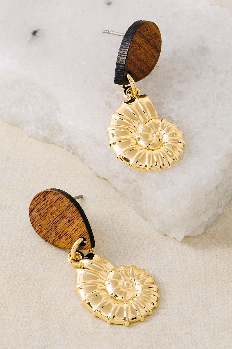 Metallic Spiral Sea Shell And Wooden Tear Stud Dangle Earrings