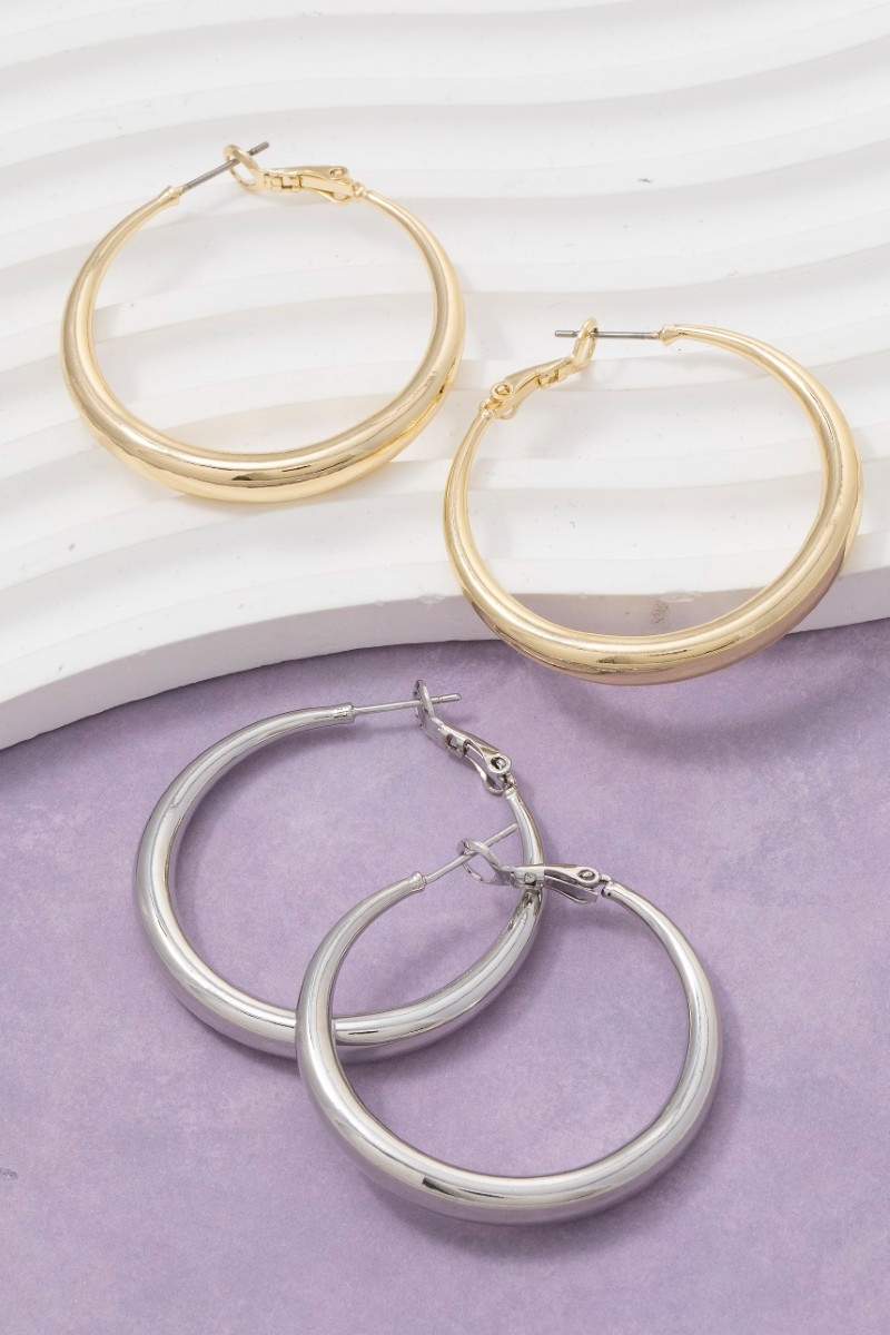Simple Thin Graduated Latch Hoop Earrings