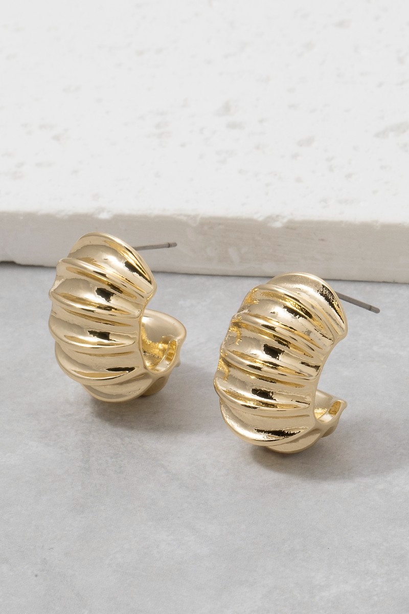Chunky Ribbed Wide Band Dome Hoop Earrings