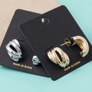 Triple Ridged Puffed Croissant Hoop Earrings