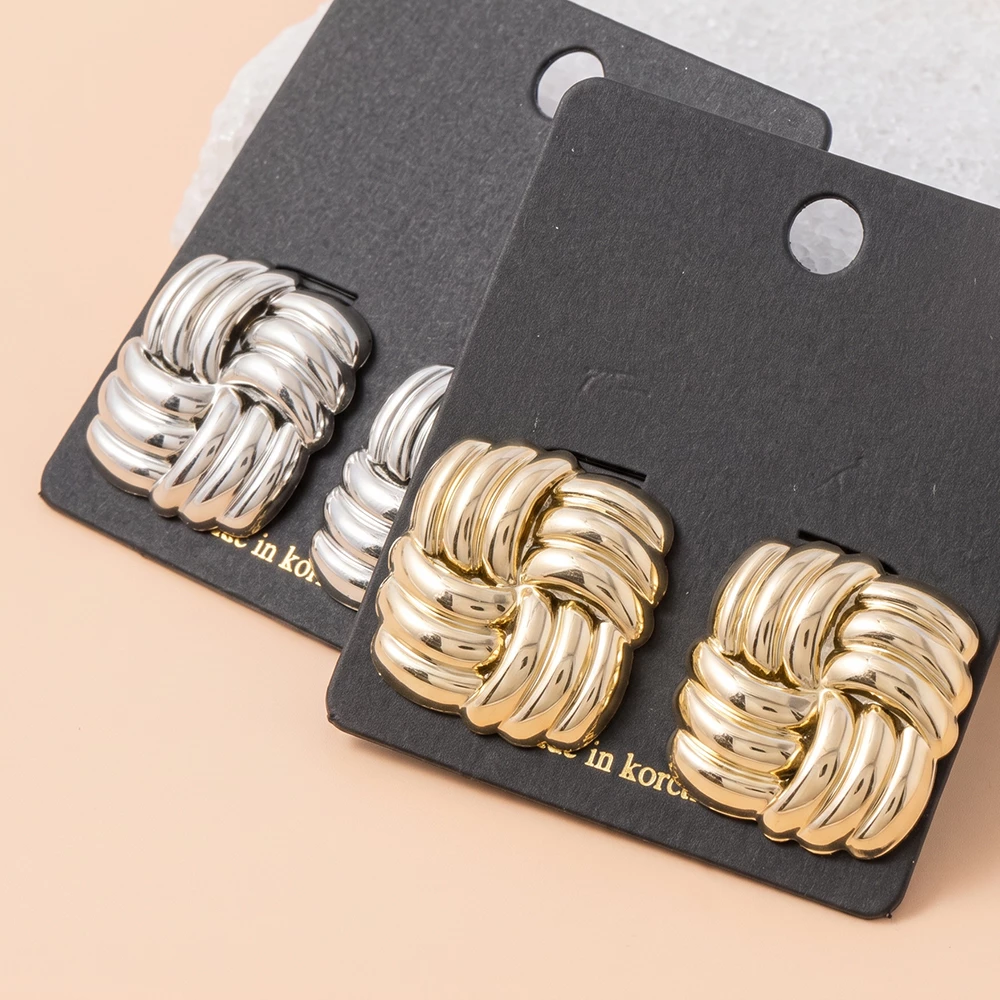 Ribbed Basketweave Square Stud Earrings