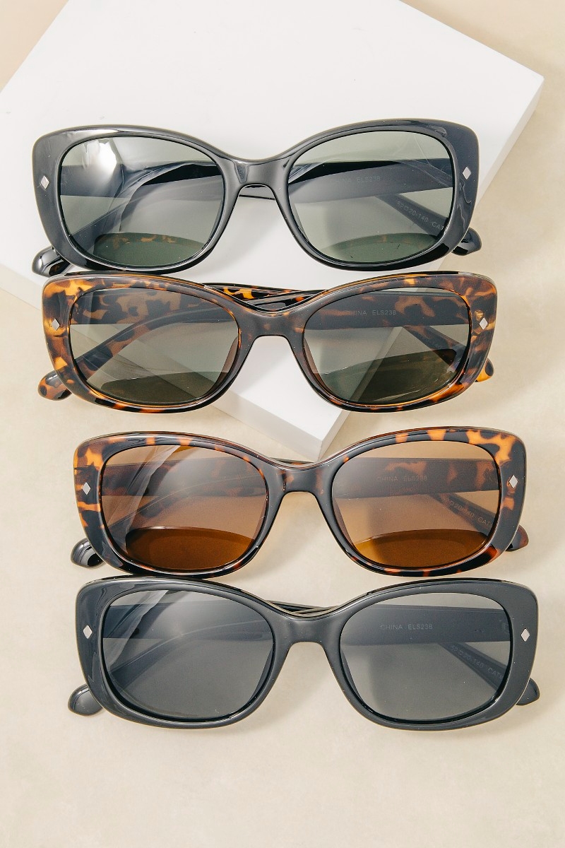 Chunky Wrap Rectangle With Diamond Stud Sunglasses