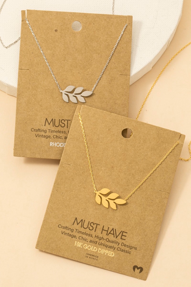Gold Dipped Dainty Leaf Pendant Necklace
