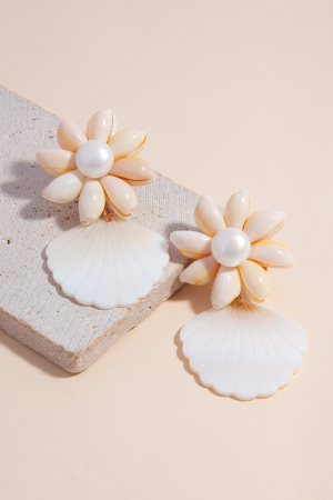 Puka Shell Flower And Seashell Dangle Earrings