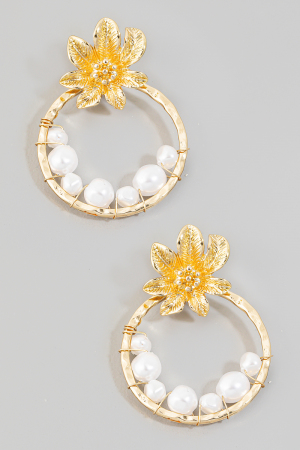 Metallic Flower And Pearl Beads Hoop Drop Earrings