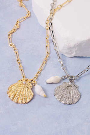 Textured Double Seashell Pendant Necklace
