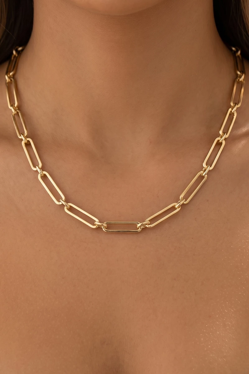 Chunky Paperclip Link Chain Necklace