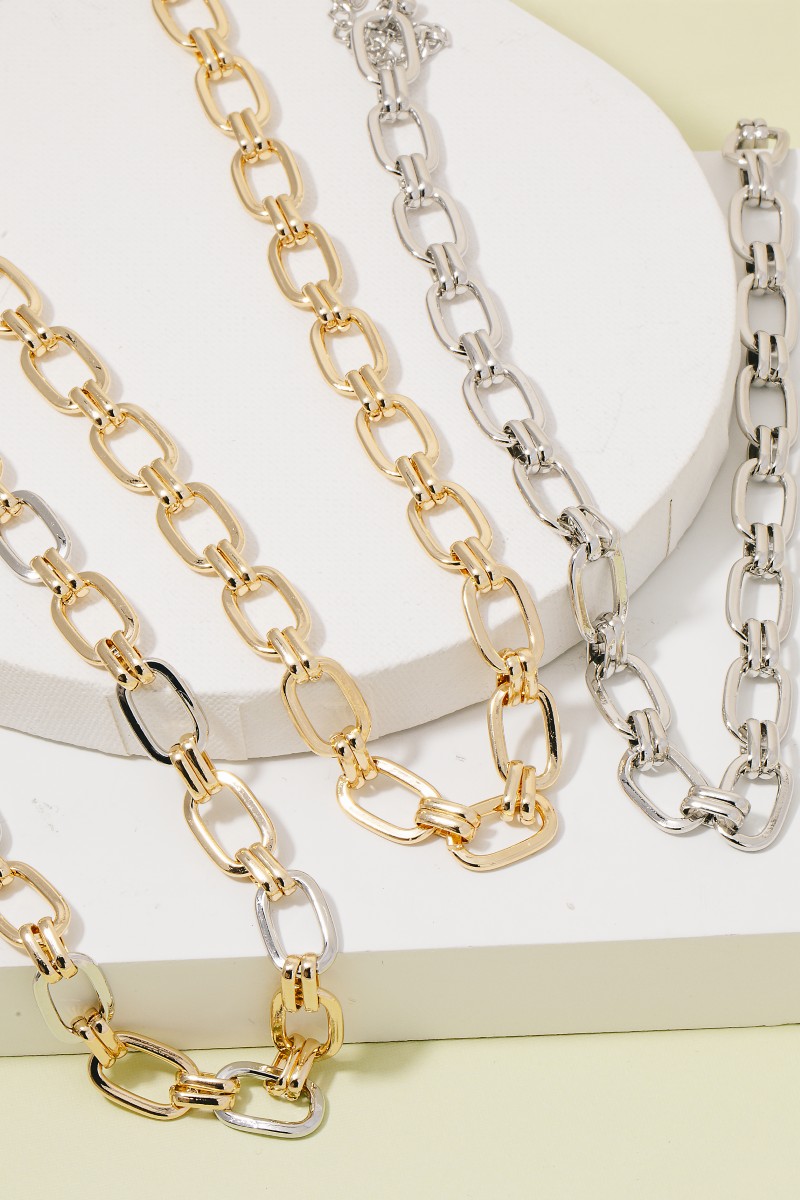 Simple Oval Chain Link Necklace
