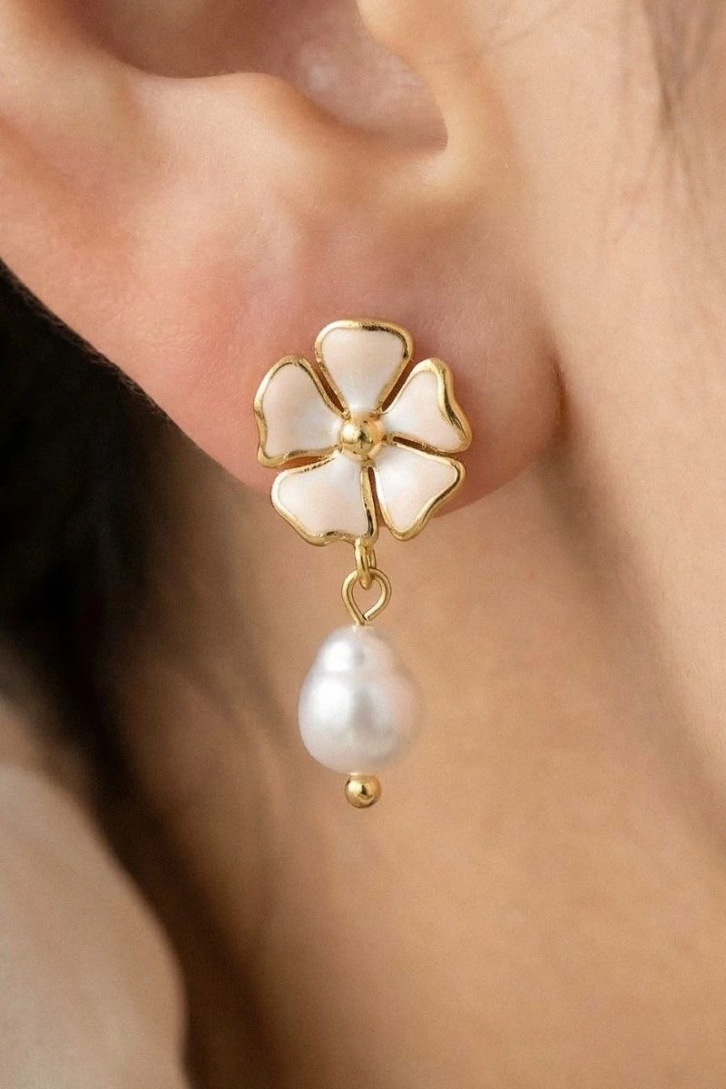 Metal Flower Post Pearl Drop Earrings