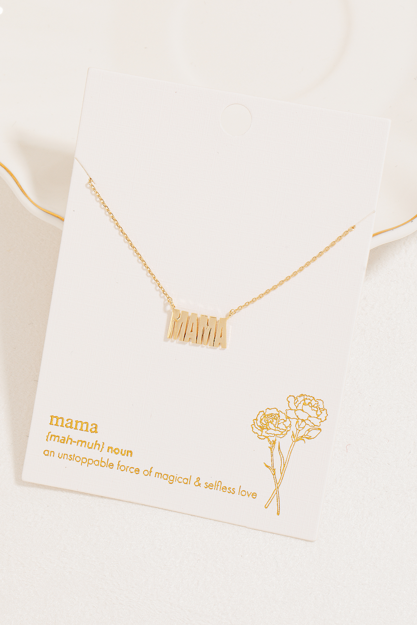 Mama Pendant Chain Necklace