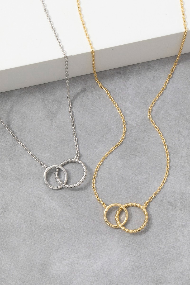 Interlocking Plain & Beaded Circle Necklace