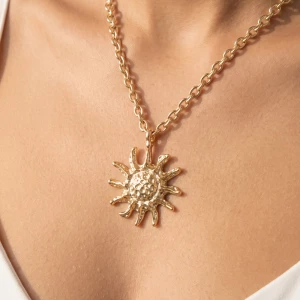 Textured Sunburst Pendant Chain Necklace